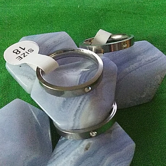 Stainless Steel Ring 💍 - Picture 3 of 4